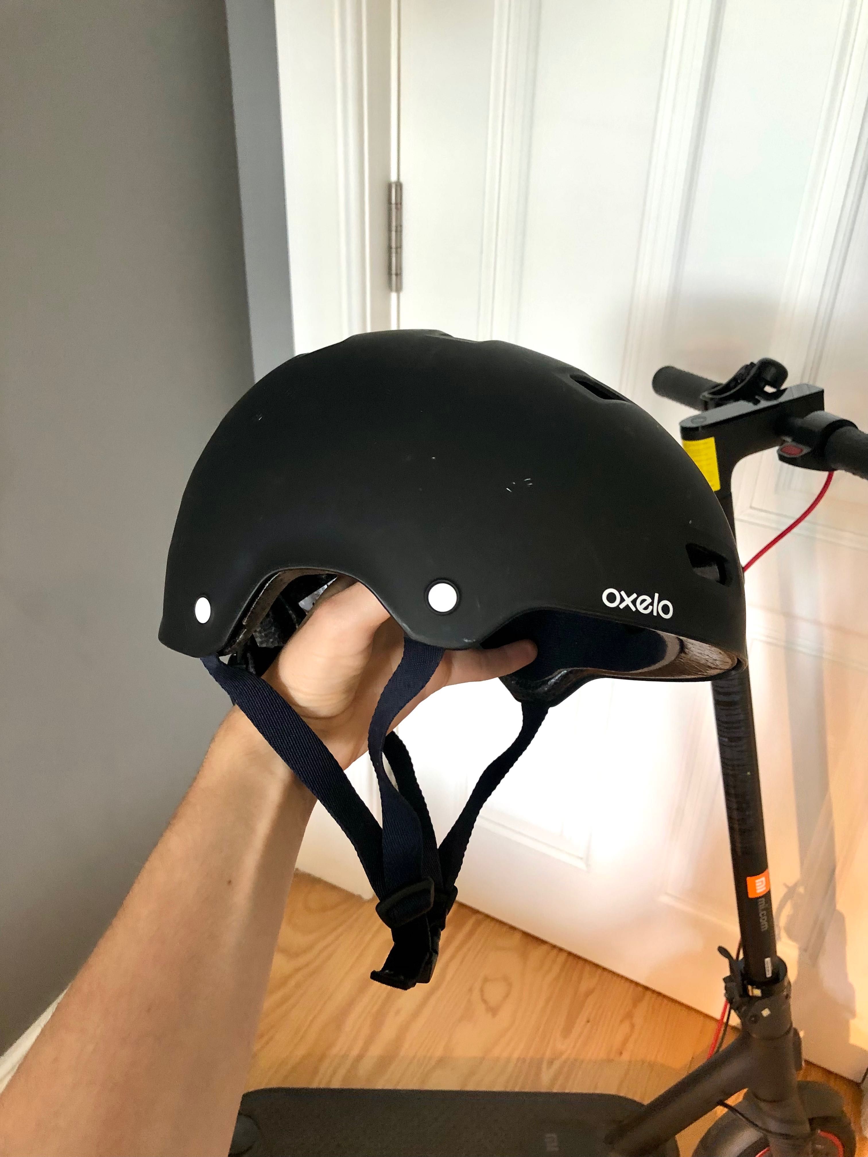 Xiaomi Mi Electric Scooter Pro 2  + capacete