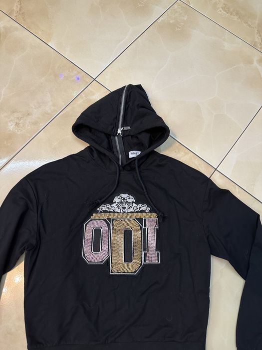 Odi et amo черный худди с камнями и змейками на девочку 11/13 лет