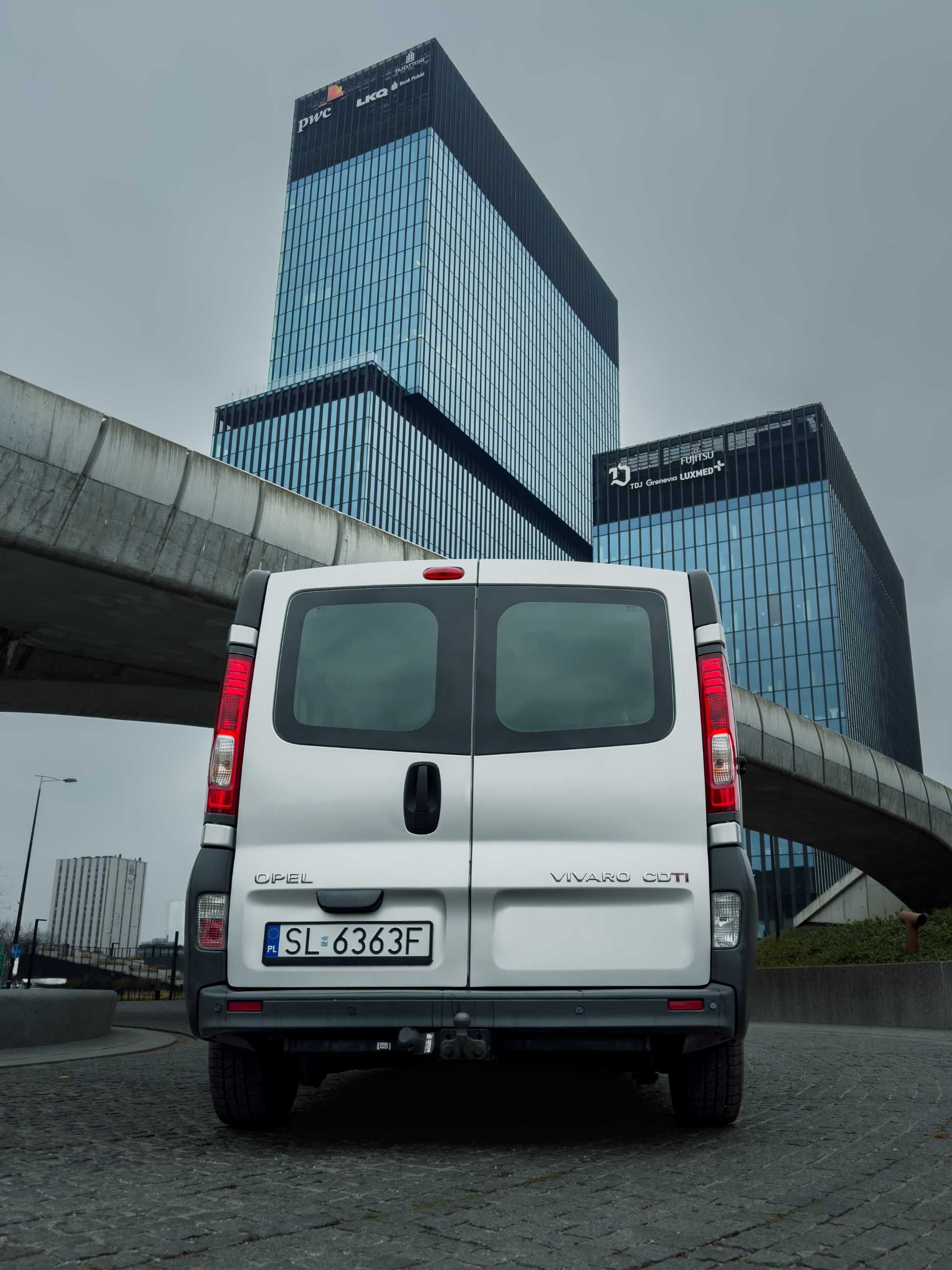 Wynajem busa 9 osobowego LONG, wynajem długoterminowy