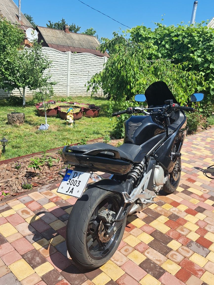 Продам Kawasaki er-6f 2007 года
