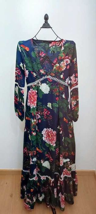Vestido comprido florido