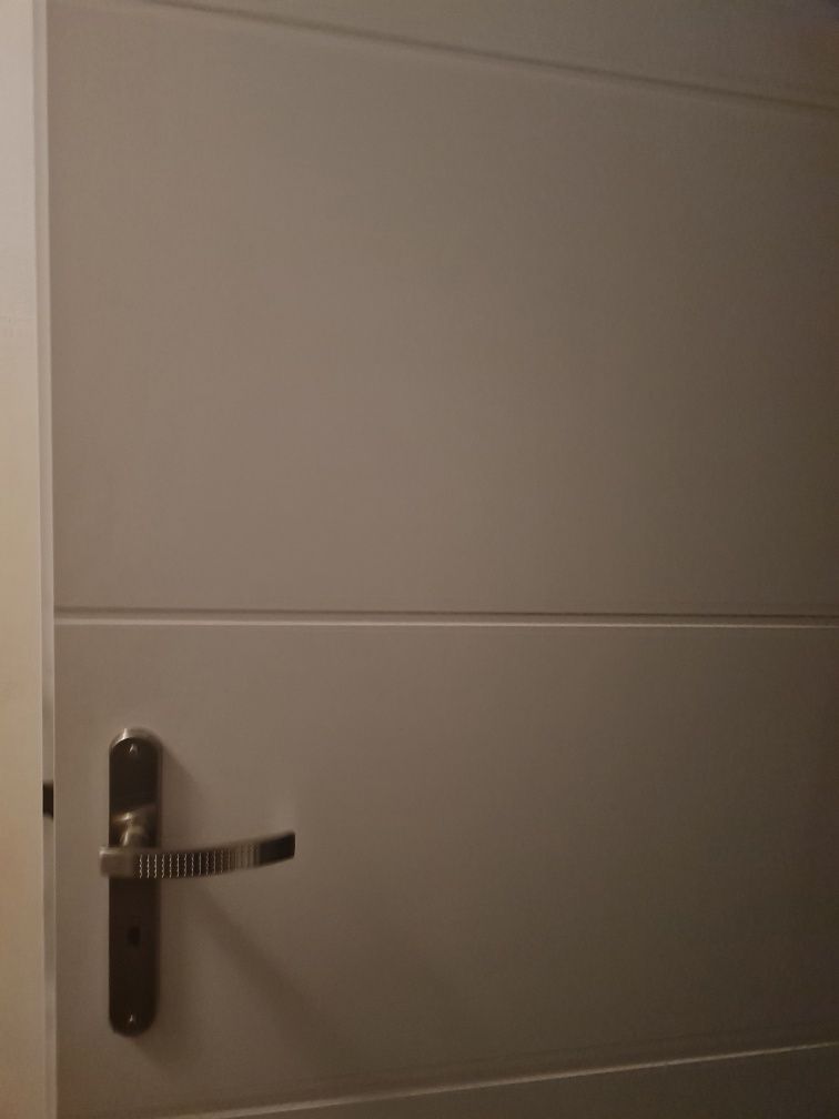 Drzwi białe wewnątrzne