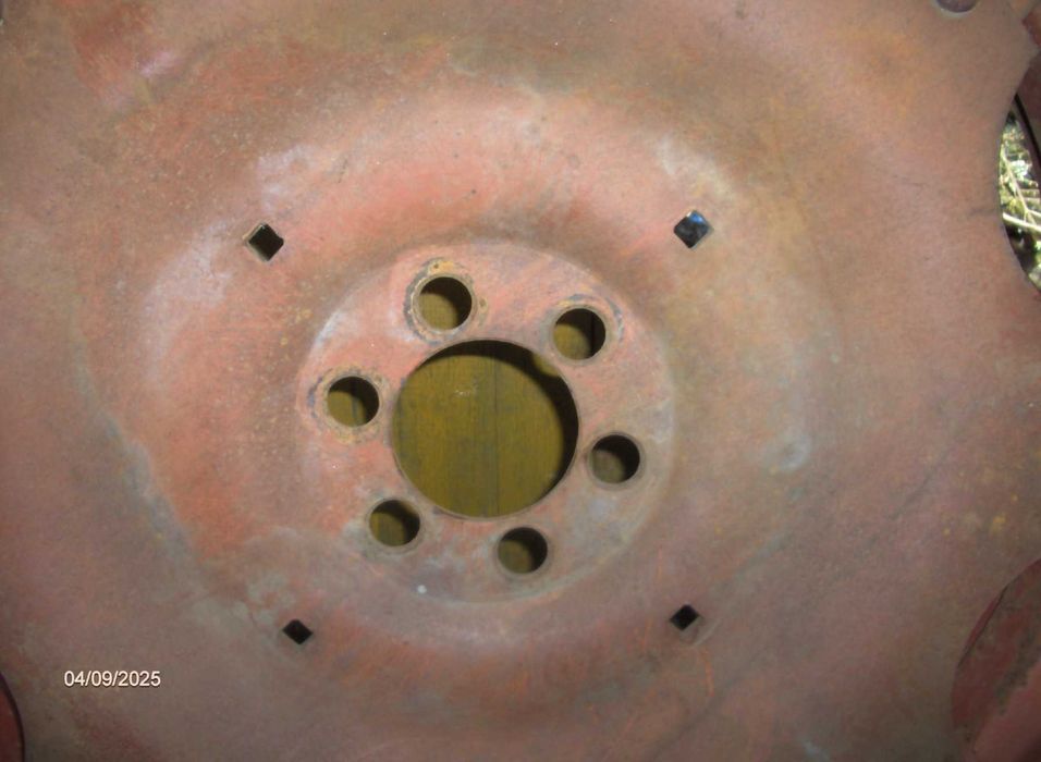 Felgi opony rolnicze 12.4 r 36 volvo