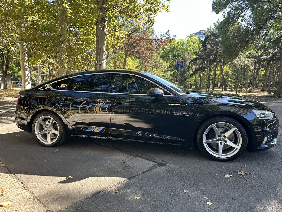 AUDI A5 2019 рік
