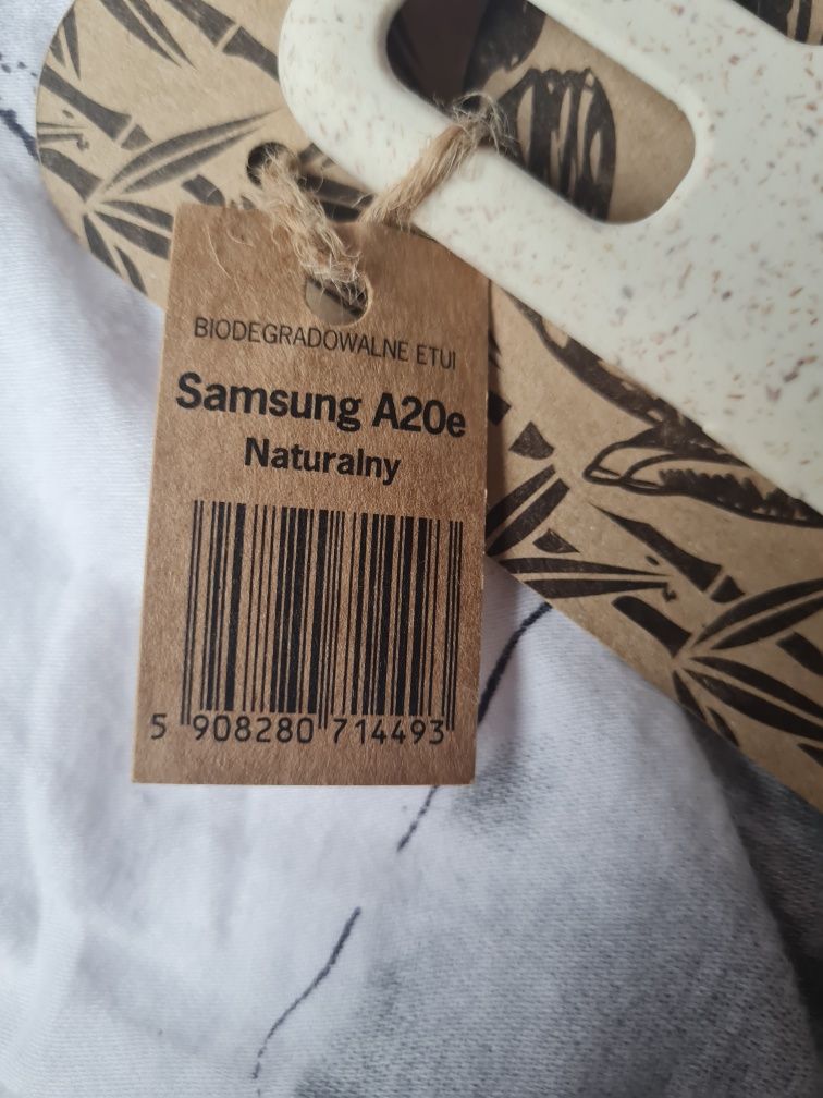 Case Bio na Samsung A20e.