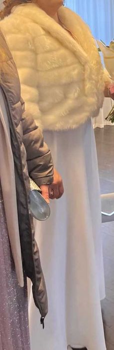 Suknia ślubna z bolerkiem