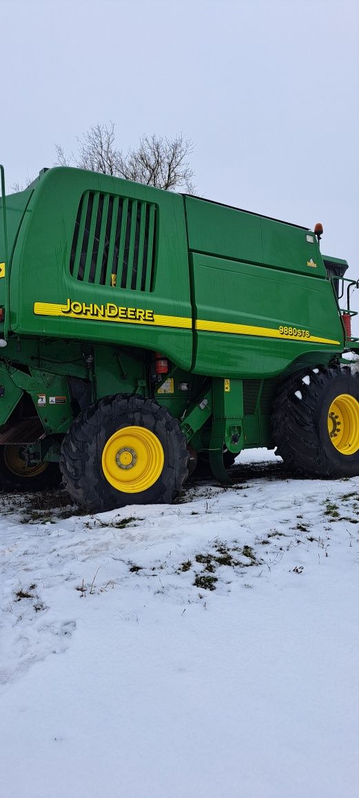 Комбайн John Deere 9880STS 3500/2200 напрацювання