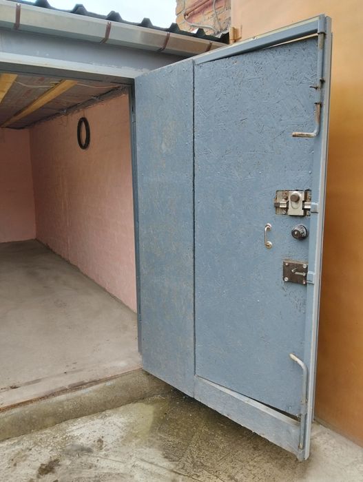 Терміново продам Гараж в авіамістечку