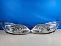 Ford Focus III MK3 Przednie Bi-Xenon Komplet Lewa + Prawa EU Stan BDB