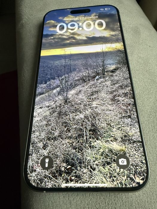 Iphone 16 pro max 256гб Newerlock стан ідеал