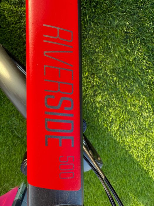 Rower crossowy BTWIN Riverside 500 czarno-czerwony rozmiar M