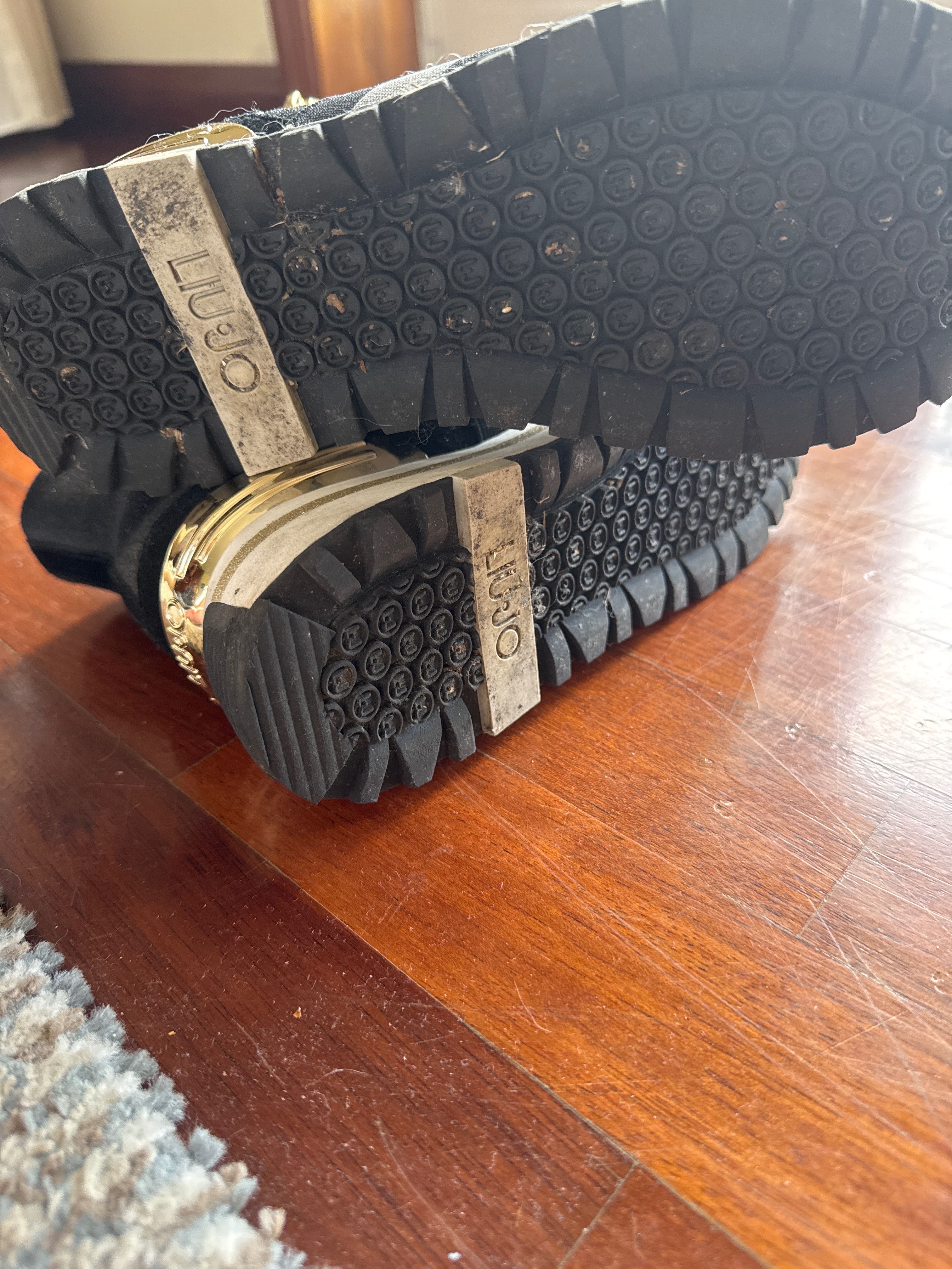 Botas Liujo pretas n36