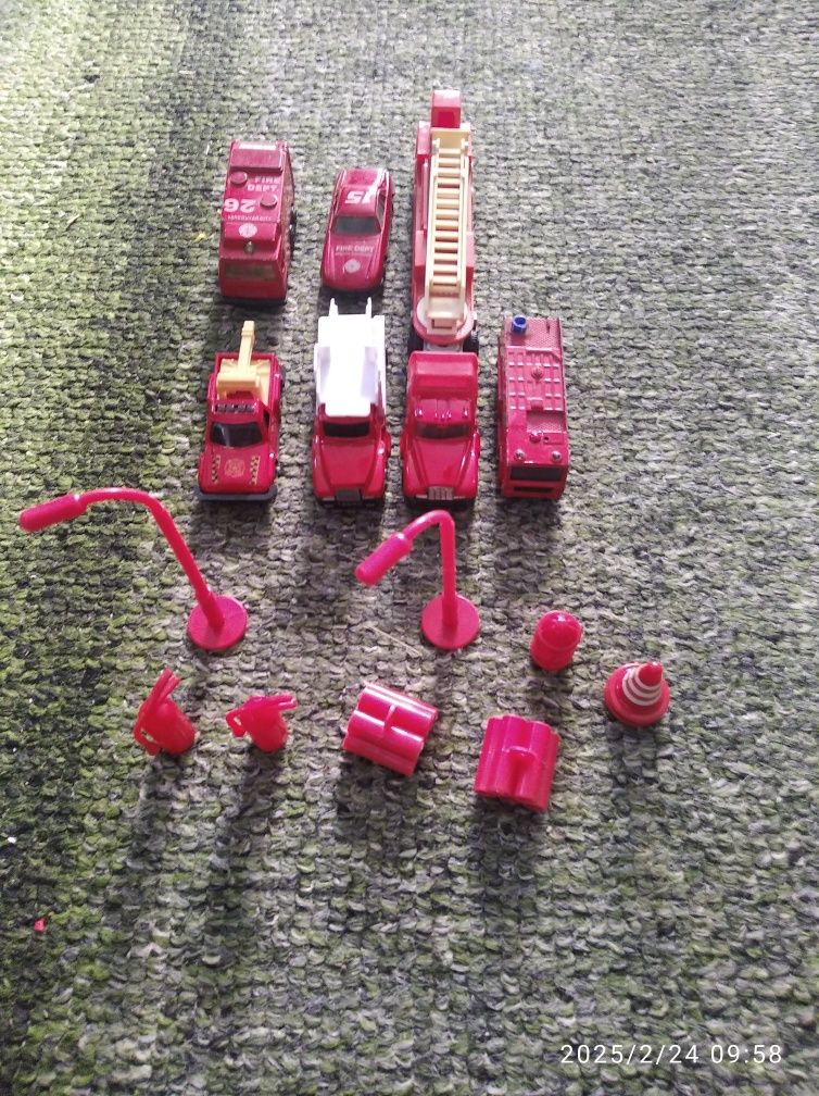 Модель 1:87 трактори,та автомобілі
