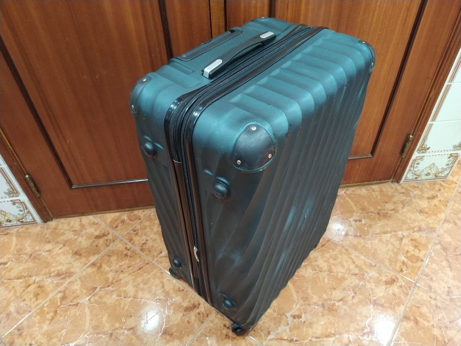 Mala malas de porão até 23 kg viagem casa quarto apartamento vivenda.