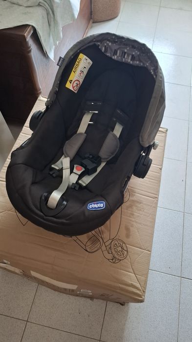 Trio chicco com capa de chuva como novo