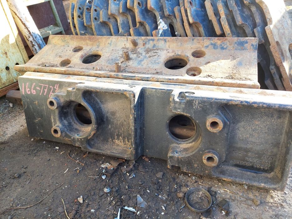 Противовес контрогруз балласт грузило рамка 136 кг саt caterpillar