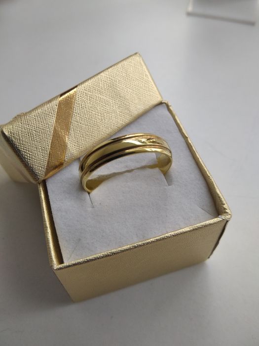 Złota gładka obrączka złoto 333 rozm. 24   67