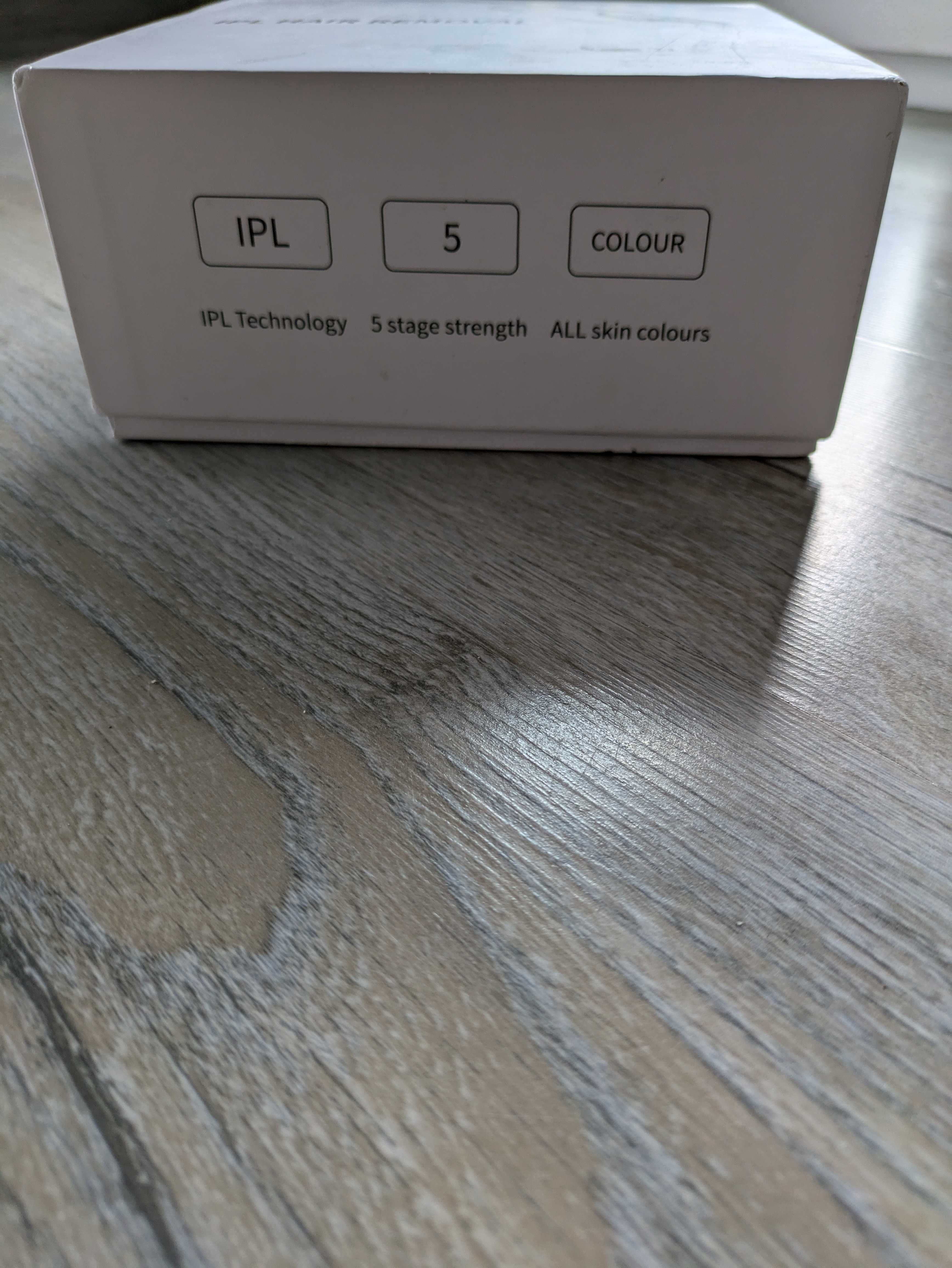 Depilator laserowy