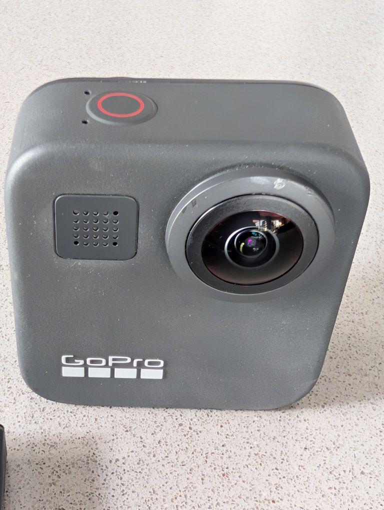 GoPro MAX 360 + acessórios