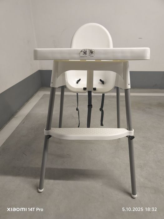 IKEA Antilop z podnóżkiem