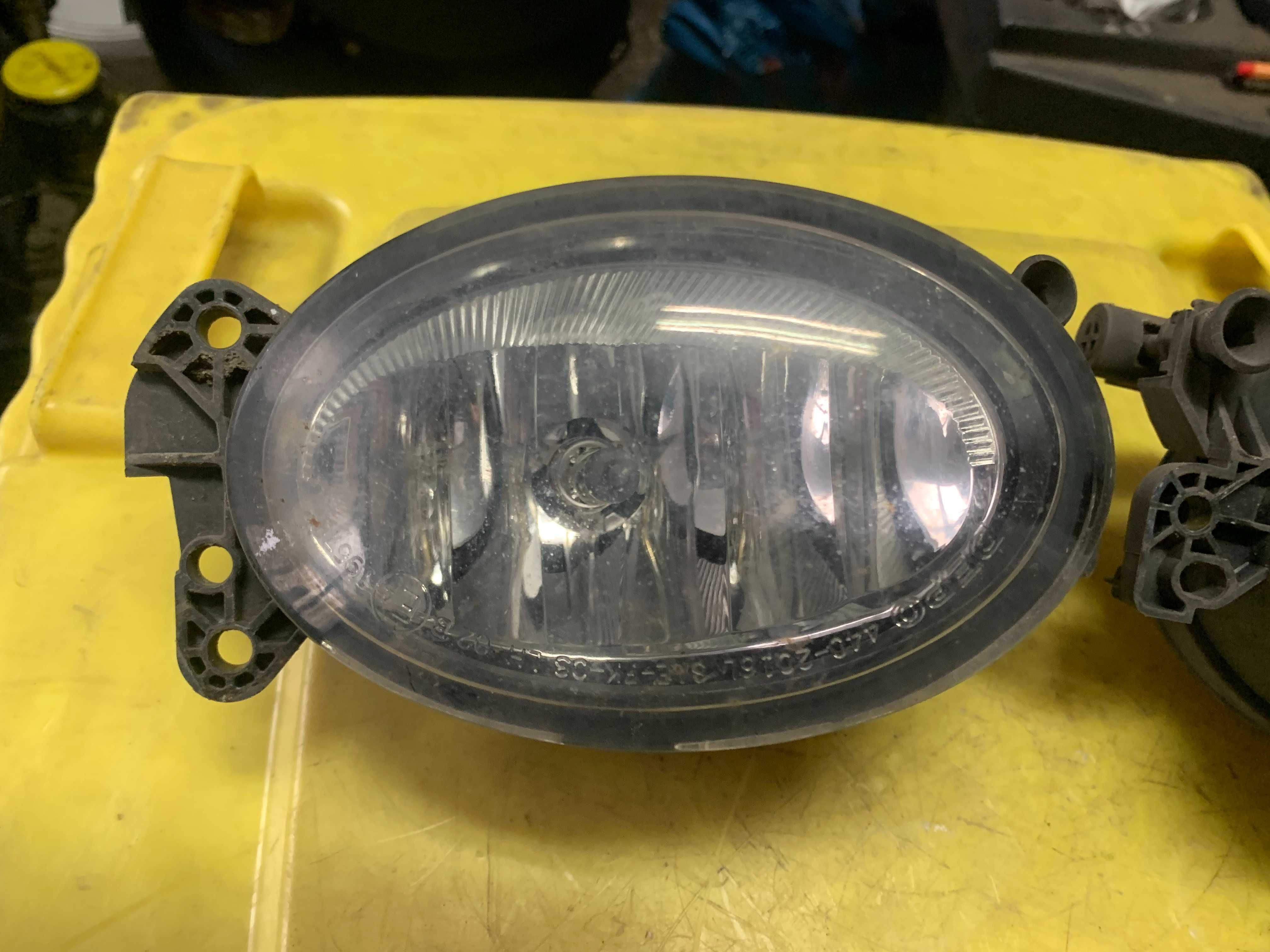 Mercedes E klasa W211 LIFT Halogen lampa soczewka w zderzaku