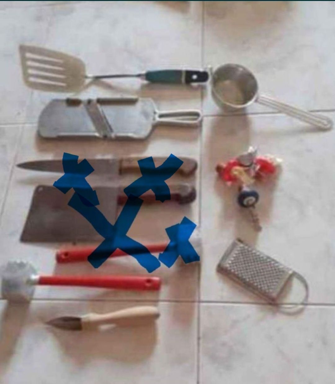 Vários utensílios de cozinha