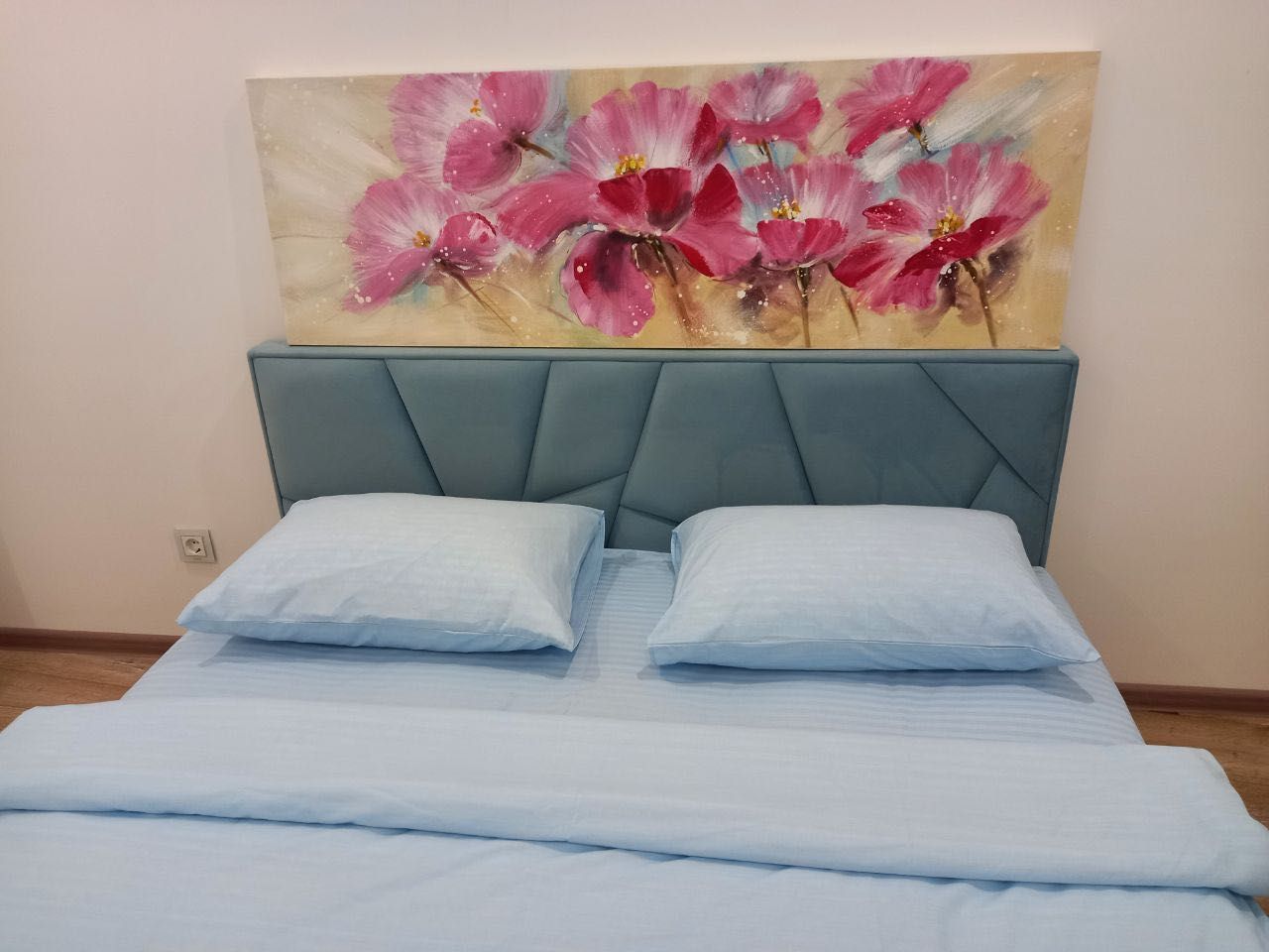 LUXURY ROMANTIC 5* в парку. 1-2-3 кімнатна кв. Подобово. На Чорновола