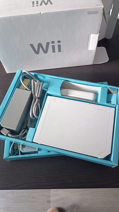 Consola Wii completa na caixa como nova