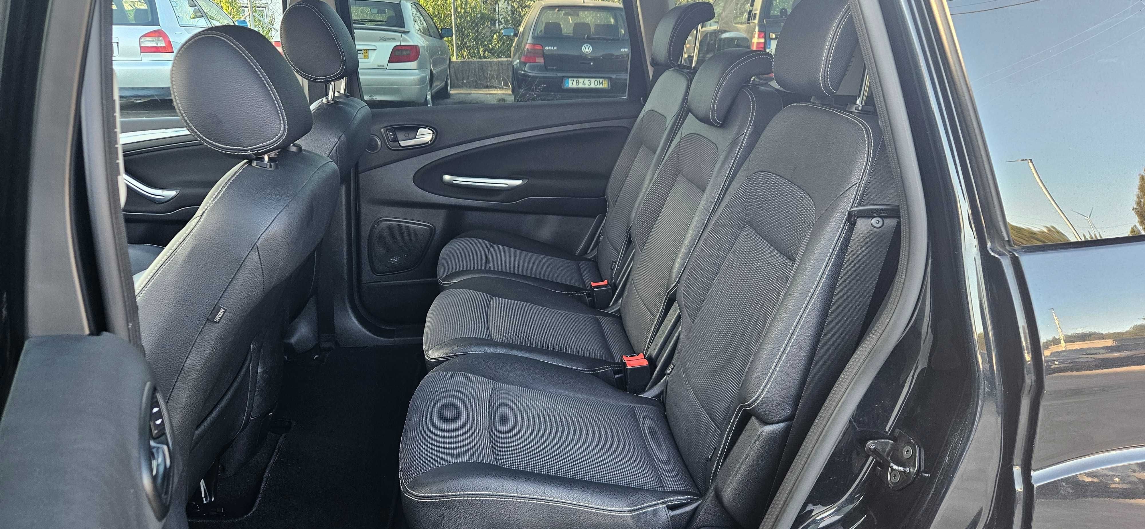Ford S-Max 2.0 TDCI 140cv Titanium (7 Lugares)