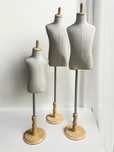 Manequins de criança tam 2Anos, 6Anos e 8Anos.