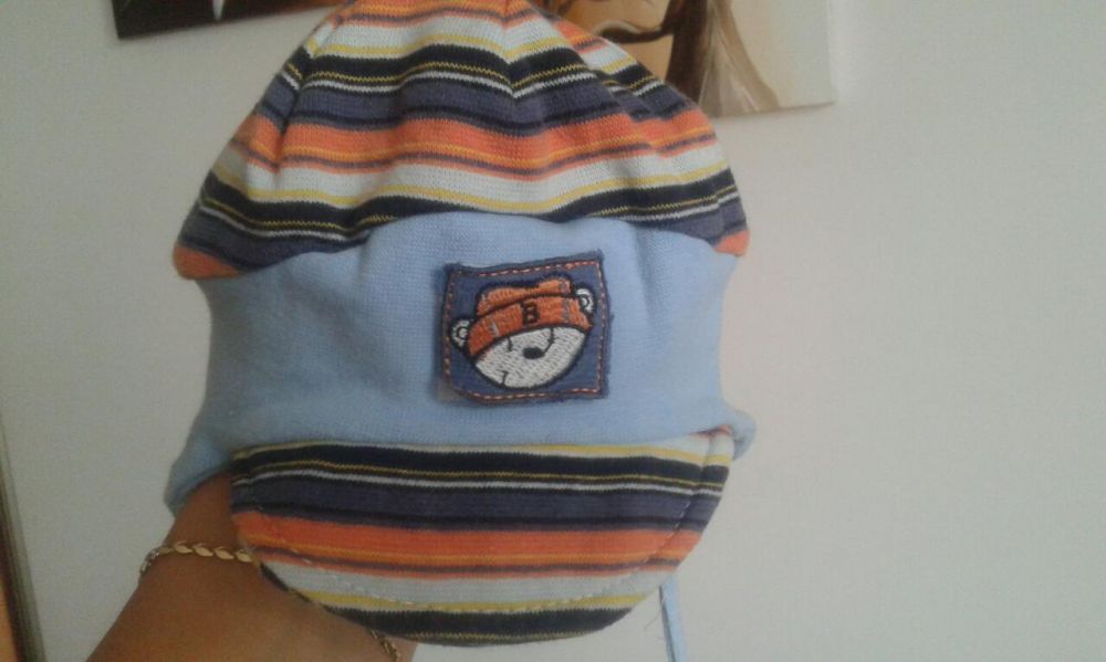 Czapka na wiosnę jesień