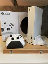 Xbox Series S + podtawka + pad