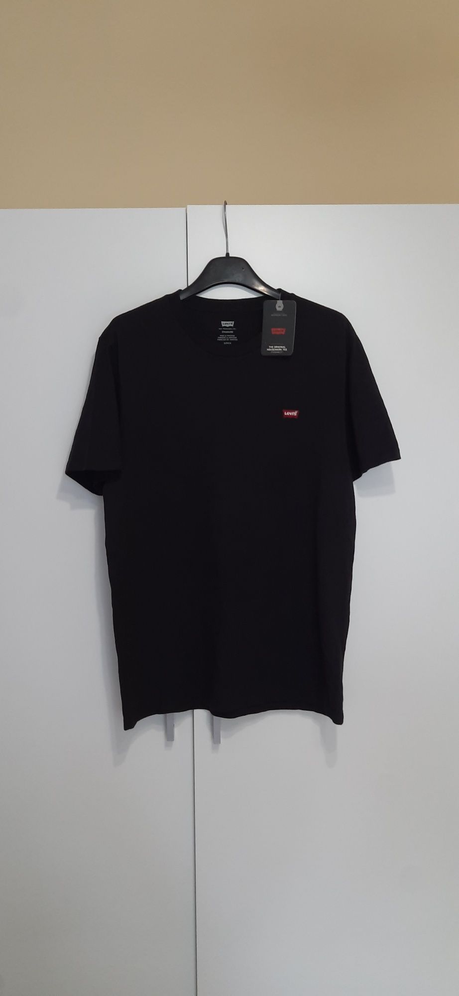 Koszulka T-shirt czarna Levis