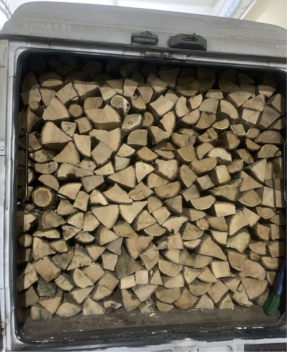 Дрова в складеному вигляді