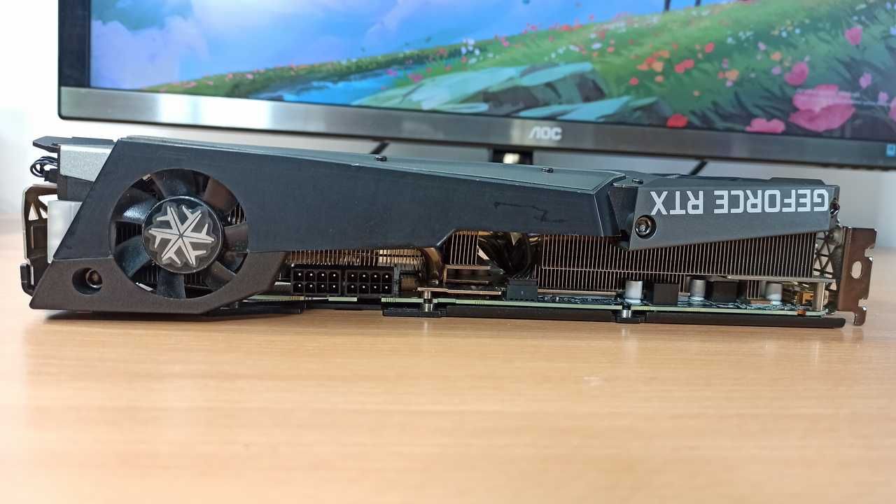 GeForce Inno3D RTX 3070 Ti iCHILL X4