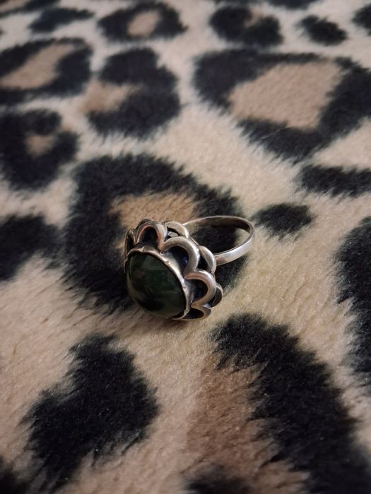 Stary srebrny pierścionek warmet