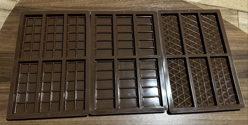 Zestaw foremek silikonowych do czekolady