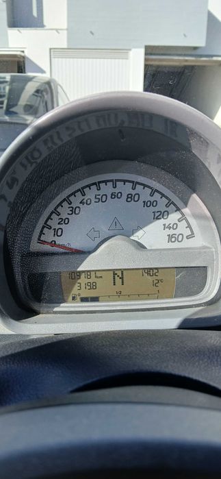 Smart two em bom estado.