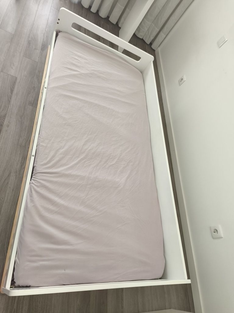 Cama criança divã criança  (recolha em Braga)