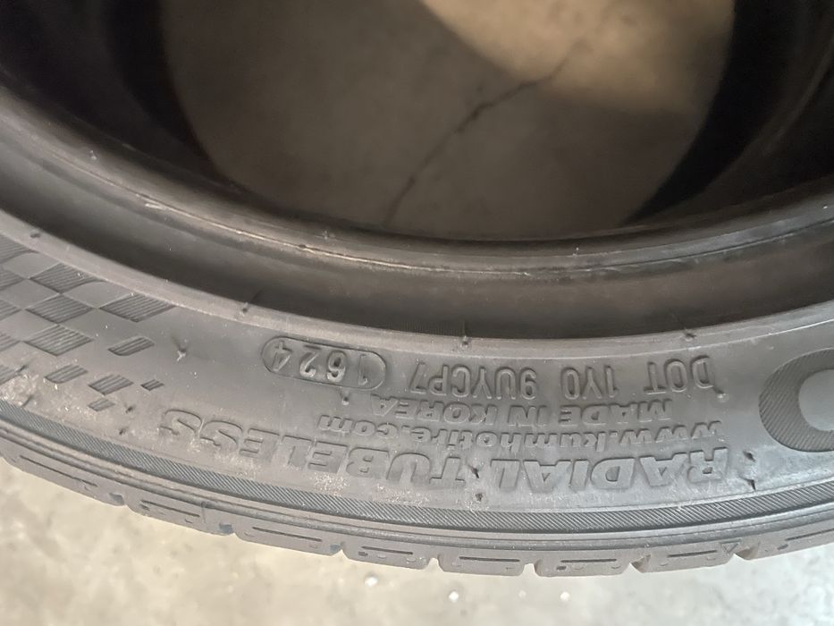 215/45R18 Pneus 100% do piso
