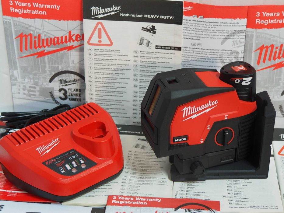 Niwelator krzyżowy laser Milwaukee M12 CLLP aku 2ah ladowarka