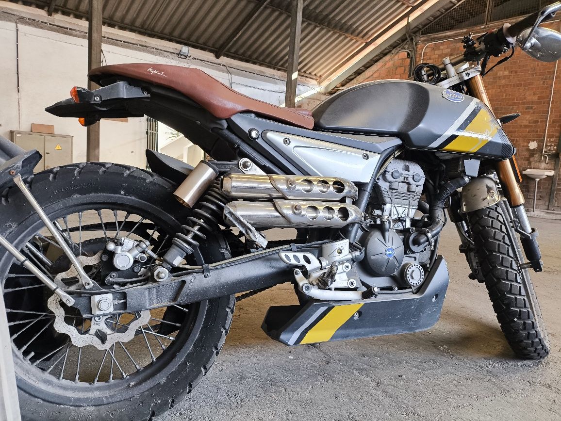 Moto Mondial 125 hps