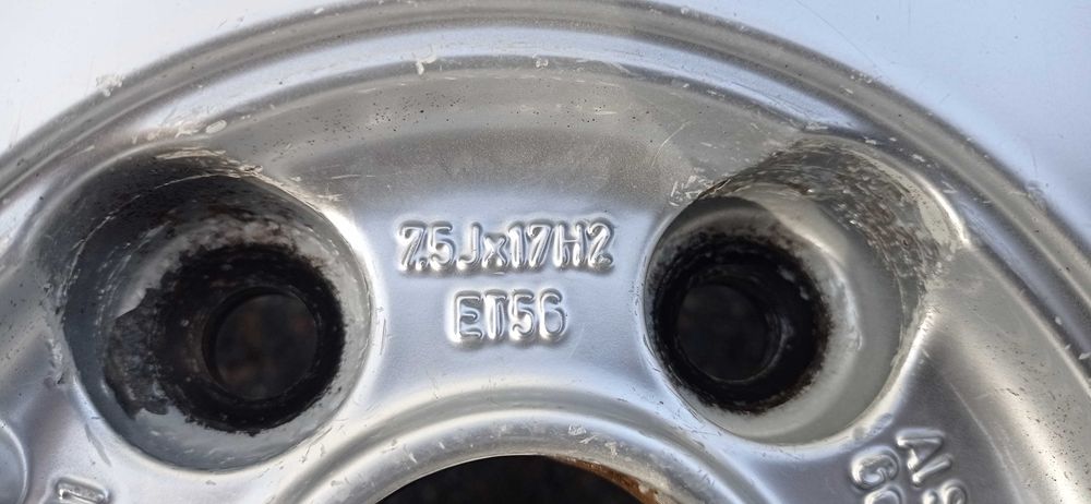 Audi a3 8p golf 5v alufelgi 17 cali 5x112