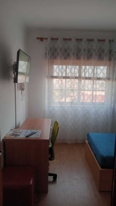 Arrendo Quarto mobilado