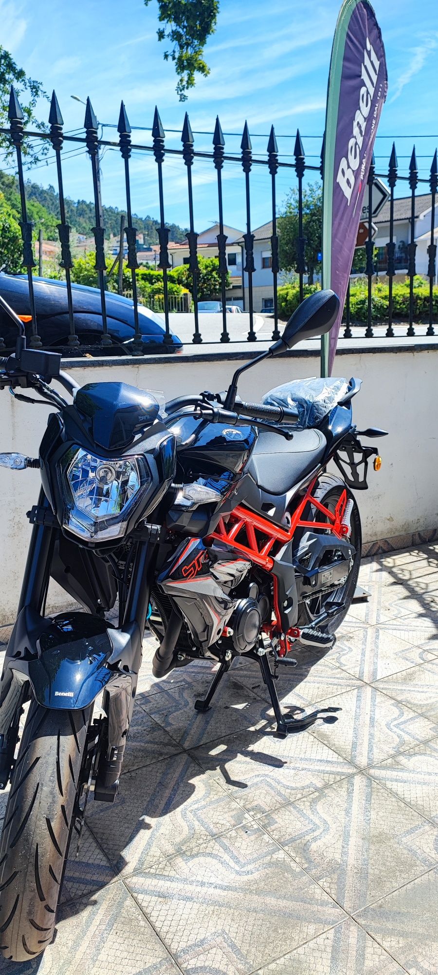 Benelli Bn125 -SEM JUROS