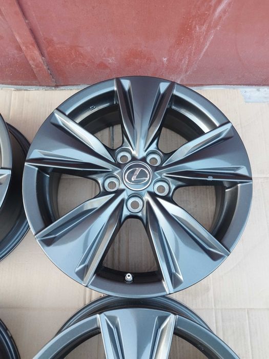 jak Nowe! felgi 17cali 5x114,3 Czujniki oryginał Lexus UX, Toyota C-HR