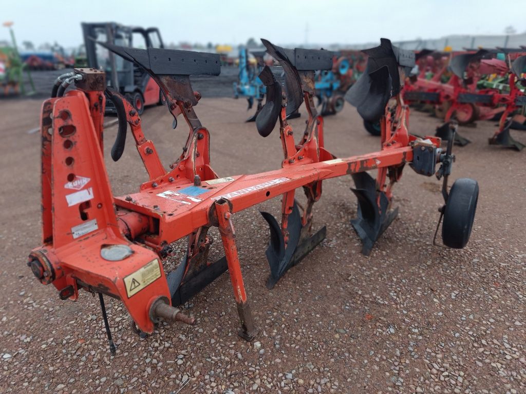Pług obrotowy Kuhn Master100/120