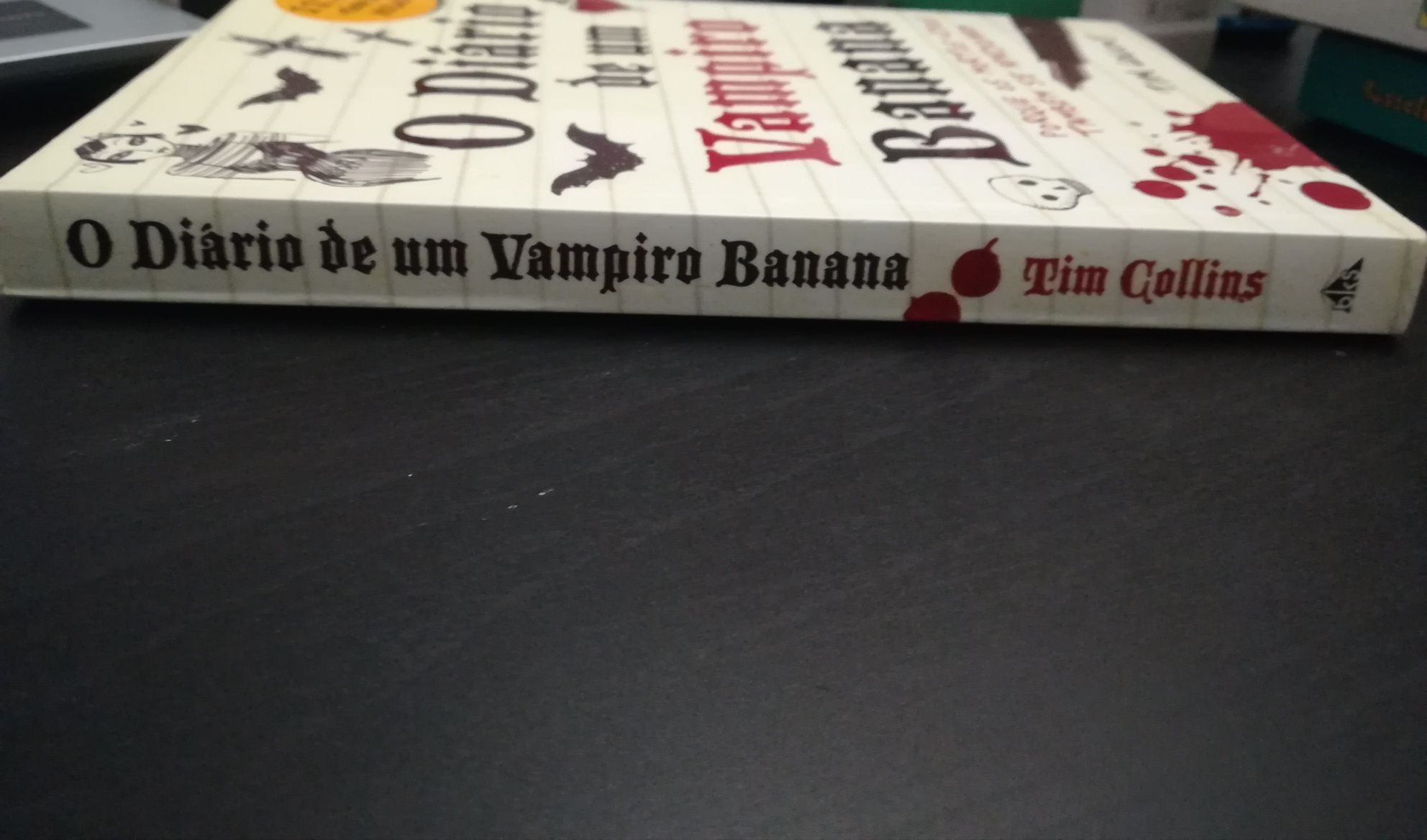 Livro "O Diário de um Vampiro Banana" 1