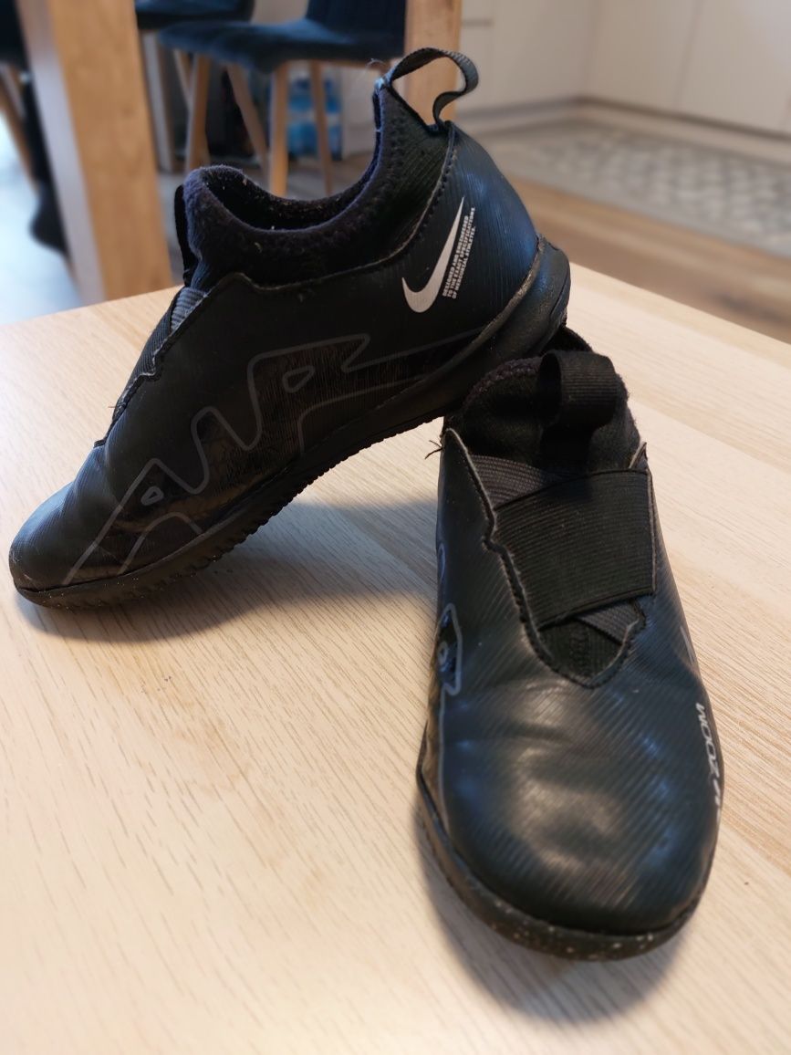 Chałuwki Nike AirZoom Mercurial Junior (r.33)