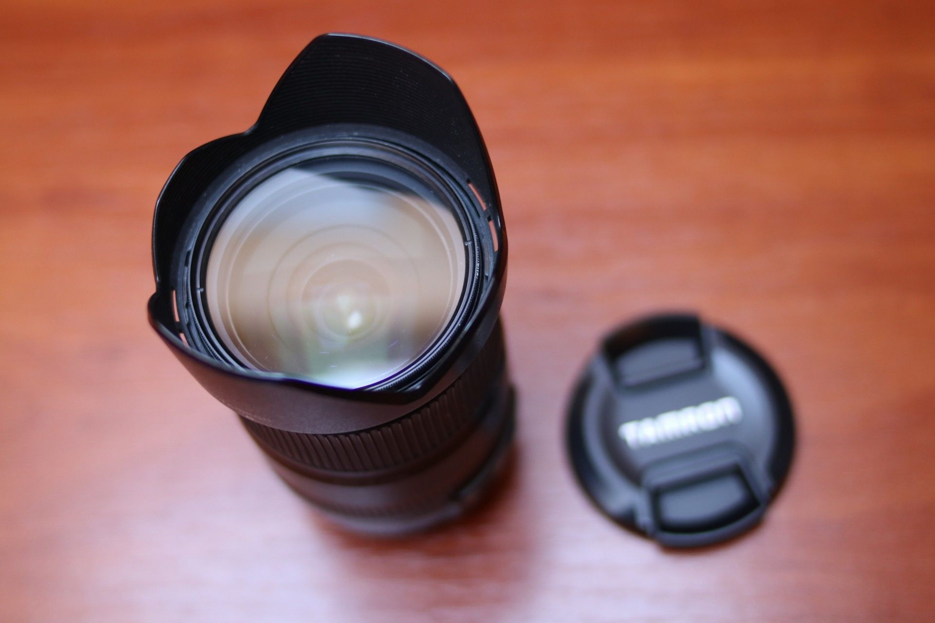 Продаю объектив TAMRON AF 16-300mm F/3,5-6,3 Di II VC PZD для Canon